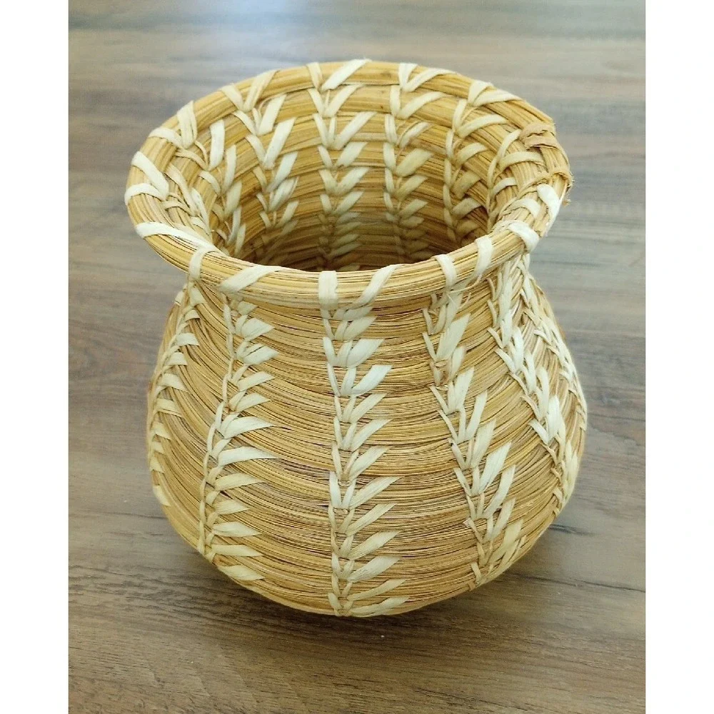 Papago/Tohono Traditional Hand Made Woven Urn/Vase Basket